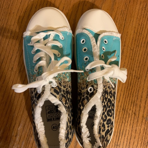 Shoes-sneakers size 8. Cheetah and turquoise blend. Fashion fringe for Spring. - Picture 2 of 5